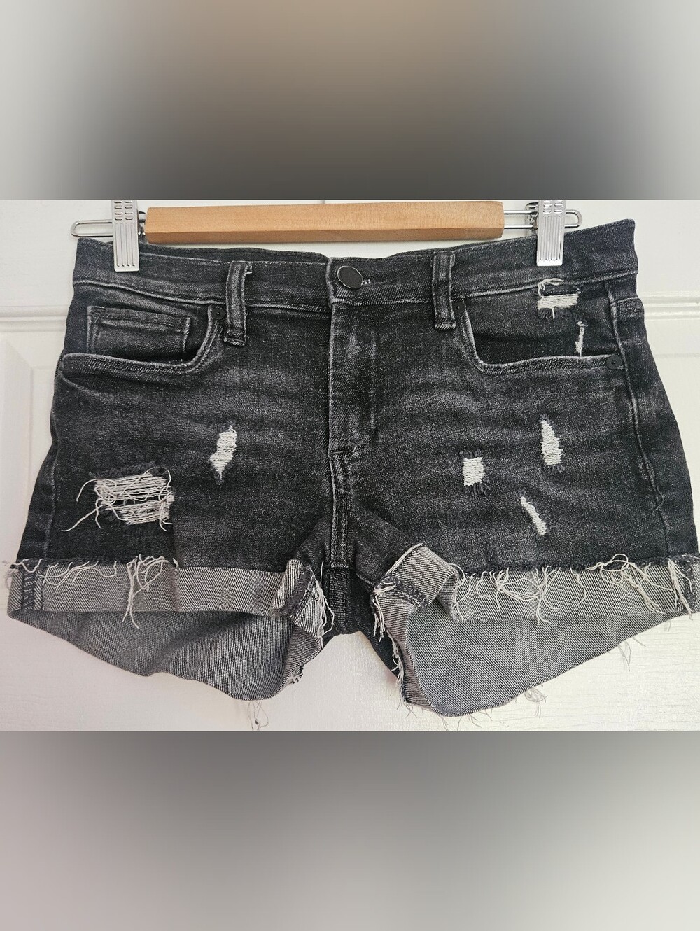 Blank NYC Black Denim Shorts. Size 25. Good Condition. Stretchable.